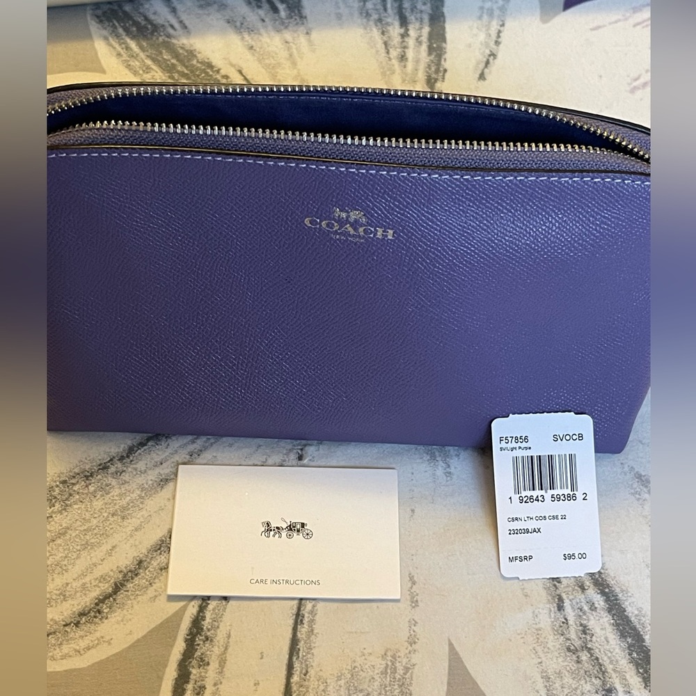 Coach accessory bag in leather purple